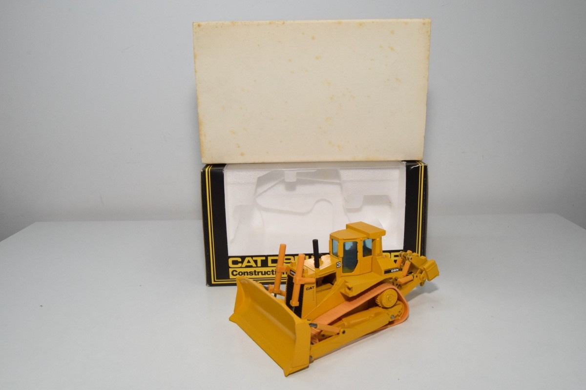 【希少】CAT D9R 1/50 Caterpillar D9 In Vintage Manufacture Diecast Construction