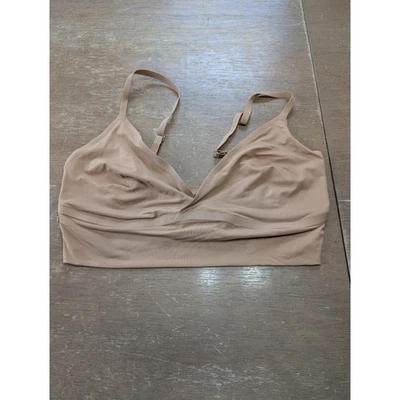 Bralette inalámbrico cómodo sin costuras Abercrombie Fitch bronceado desnudo talla L Foto 1 de 4