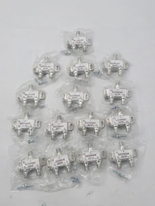 16 Extreme 2Way Digital 1Ghz High Performance Coax Cable Splitter Model: BDS102H - Picture 1 of 10