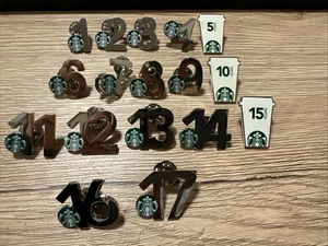 Prendedores de aniversario de empleados de Starbucks año 1-17 - Imagen 1 de 7