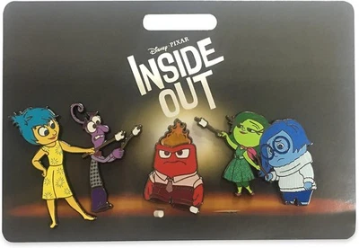 Auténtico juego de prendedores estilo adentro hacia afuera de Disney Pixar Foto 1 de 3