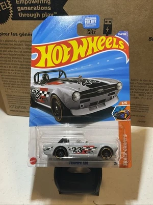 Hot Wheels Treasure Hunt Triumph TR6 HW Track Champs 5/5 #249/250 Foto 1 de 2