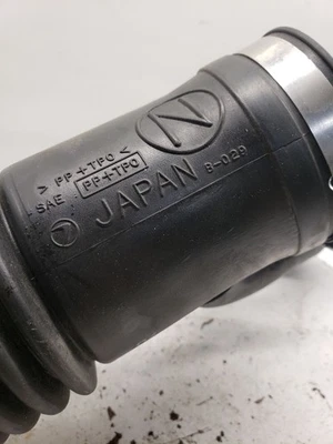 Tubo de admisión de aire frío del motor usado se adapta a: Subaru Impreza 2007 grado A Foto 1 de 4