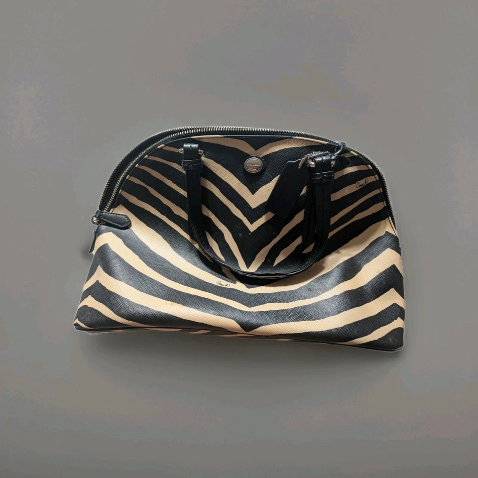 Auténtico bolso de mano Coach a rayas con cebra negro marfil bolso domo ribete de cuero Foto 1 de 4