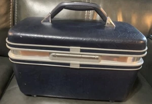 Vintage Samsonite Profile II Blue Train Case Cosmetic Carry-On W 2 Keys NICE! - Picture 1 of 6