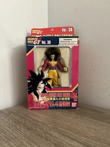 Vintage Bandai 1998 DBGT Super Saiyan 4 Son Goku Super Battle Collection Vol. 38 - Picture 1 of 5