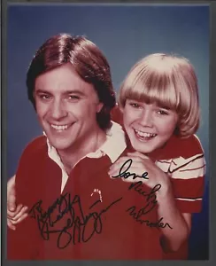 Ricky Schröder & Joel Higgins - signiertes Autogramm Farbe 8x10 Foto - silberner Spoo - Bild 1 von 2