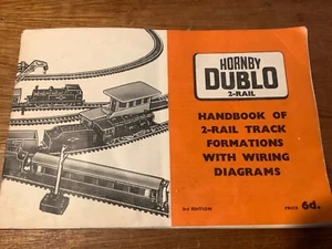 Hornby Dublo Handbook of 2-Rail Track Formation Plans with Wiring Diagrams 1960 - Picture 1 of 3