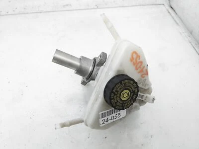 2015-18 Mercedes-Benz C300 2.0L Brake Master Cylinder & Reservoir 205-430-00-01 - Image 1 of 4
