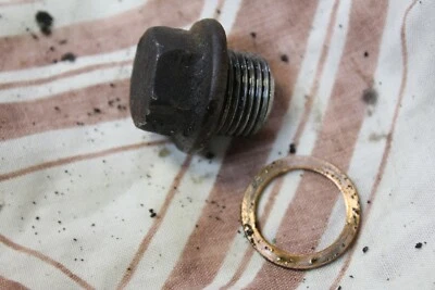 Volvo 850 C70 V70 S70 Turbo OEM Tapón de drenaje de aceite Tornillo Motor Cárter con junta tórica Foto 1 de 4