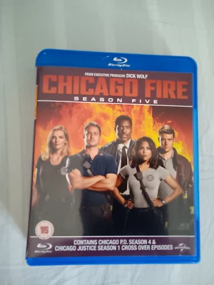 US TV series CHICAGO FIRE COMPLETE SERIES 5 Blu Ray 5th Fifth Season Five UK R2 - Image 1 of 4