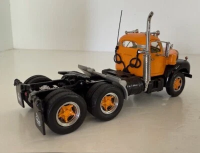 1:50 Scale 1956 Mack B-61 Semi Truck Diecast Model DYM35214 By Matchbox - Image 1 of 4