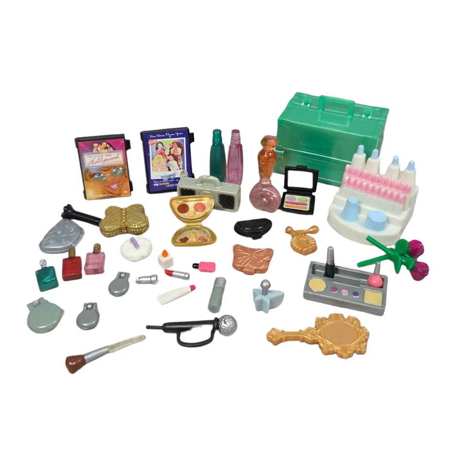 Лот аксессуаров для куклы My Scene компактный макияж Barbie Bratz Hollywood Y2K - Изображение 1 из 4