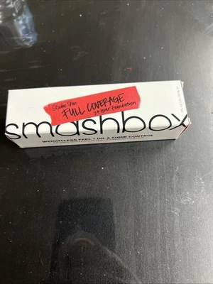 Smashbox Studio Skin 24 Hour Hydra Foundation 1 fl oz Shade 4.4 DEEP COOL RED - Image 1 of 3