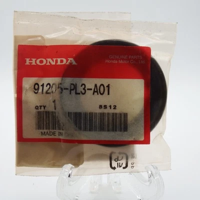 Nuevo sello de eje de salida de transmisión manual de fábrica - Honda (91205-PL3-A01) Foto 1 de 2