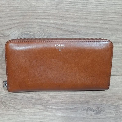 Bolso de mano Fossil de cuero con cremallera alrededor para mujer Foto 1 de 4