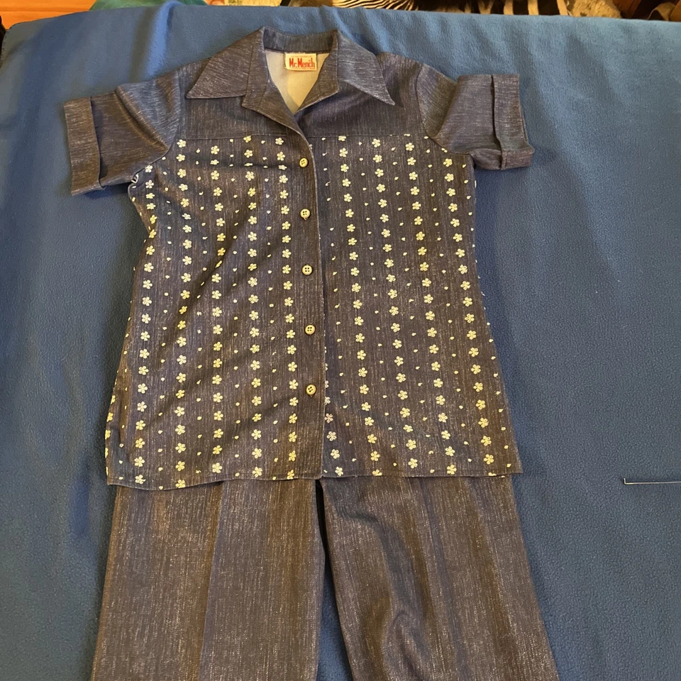1970s Vintage Mr Mench Laura Of Dallas Size Large Denim Look Shirt & Pants Set  - Image 1 of 4