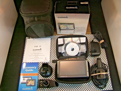 GARMIN NUVI 255 PORDABLE NAVIGATION SYSTEM WORKING W/ACCESSORIES & TRAVEL PACK - Image 1 of 4