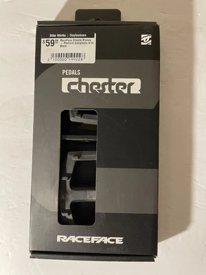 Pedales RaceFace Chester - Plataforma, Compuesto, 9/16", Negro  Foto 1 de 2