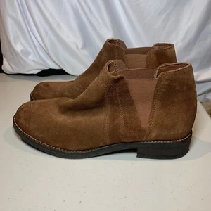Women's CLARKS Brown Chelsea Boots sz 8 Shoes  Pull On [I5] - Picture 1 of 9