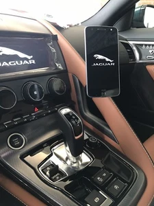 Jaguar F-Type cell phone mount (holder / bracket) - Satisfaction Guaranteed! - Photo 1 sur 6