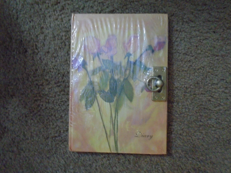 Tri-Coastal hardback rose print diary lined pages with brass-toned closure NEW  - Image 1 of 1