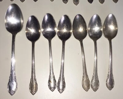 23 1847 Rogers Bros. Remembrance посеребренные вилки, ложки ножи ягодный ковш - Изображение 1 из 4