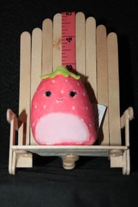 Nuevo Squishville de 2 pulgadas de Squishmallows - "Scarlet the Strawberry" SV - #26 - Imagen 1 de 2