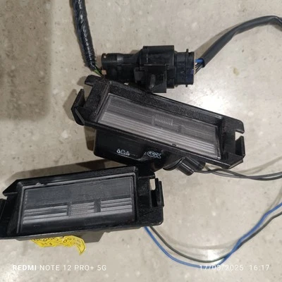 Hyundayi20 Rear Bumper Number Plate Lights. Pair 92501-Q0000 - Image 1 of 3