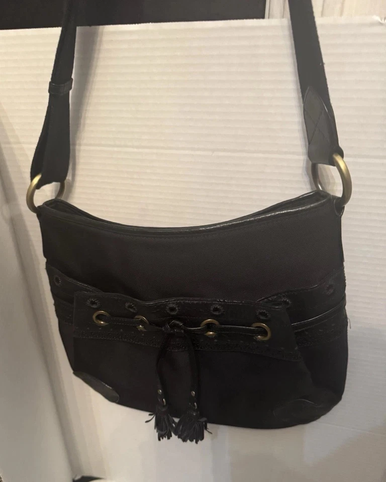 Bolso de hombro Cole Haan de cuero negro/lona Foto 1 de 4