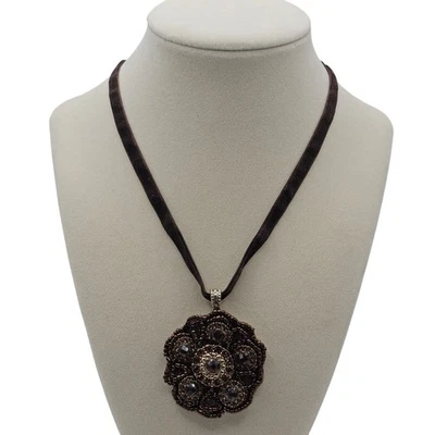 Collar Liz Claiborne Victoriano Rosa Floral Marrón/Cuentas Estrás Capricho Foto 1 de 4