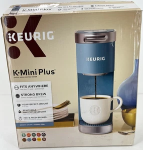 Cafetera individual Keurig K-Mini Plus - verde azulado de noche - Imagen 1 de 8