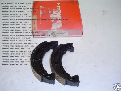 KAWASAKI 175 185 200 220 250 SAPATAS DE FREIO VESRAH VB411 2PC   - Imagem 1 de 1