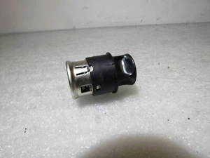 Mercedes C Class W202 centre console fag cigarette lighter - Picture 1 of 4