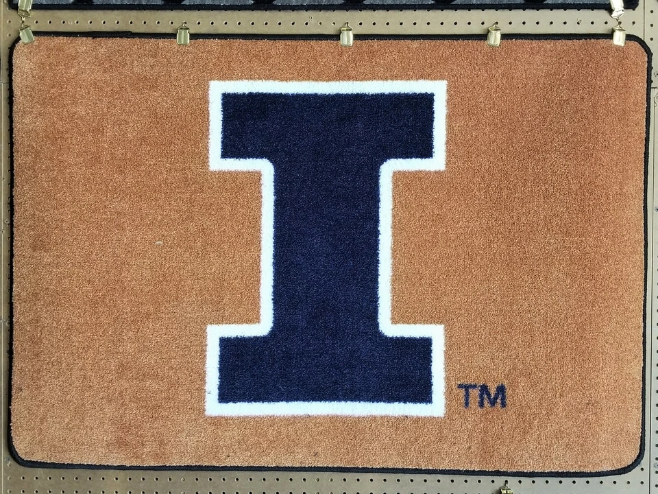 Illinois Fighting Illini Spirit 地毯 3 英尺 10 英寸 x 2 英尺 8 英寸正式授权-NCAA 装饰 — 第 1/1 张图片