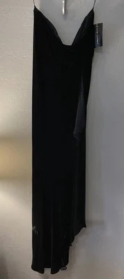 Vestido Ralph Lauren Etiqueta Negra Terciopelo Negro Talla 6 Nuevo con Etiquetas Venta al por menor $898. Impresionante vestido Foto 1 de 4