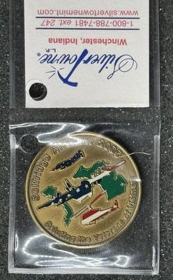 2005 Saluting Vietnam Veterans Selfridge Air Base SilverTowne Coin w/ Color - Image 1 of 3