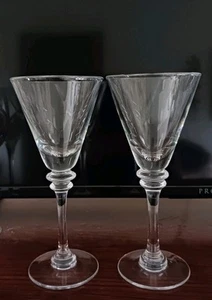 Calici acqua CLARO Pottery Barn - set/2 - a forma di V - spedizione gratuita - Foto 1 di 6