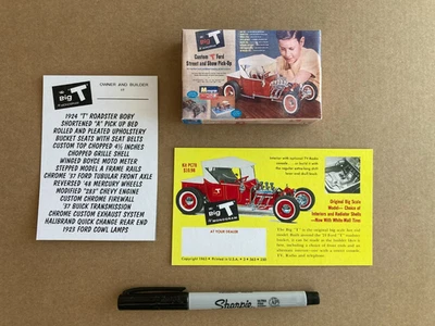 Monogram 1/8 Big T model Display Accessories - Image 1 of 2