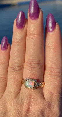 2025 October - Bomb Party - Size 9 - White Opal Gold - Glow Without Asking - Image 1 of 3