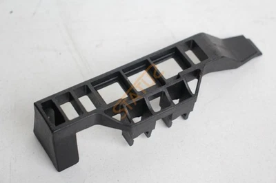 Porsche Panamera 970 Power Steering Fluid Cooler Retaining Clips 97010627250 - Image 1 of 4