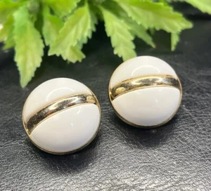 Pendientes Clip Vintage Firmados SARAH COVENTRY Cabina Blanca Tono Dorado - Imagen 1 de 4