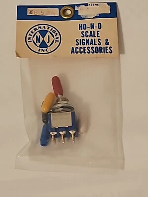 NJ International HO-N-O Scale Signals & Accessories #8528 SPDT - Image 1 of 4