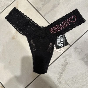 NWT VICTORIA'S SECRET O/S 2012 FASHION SHOW BLACK LACE RARE THONG RUNWAY PANTIES - Picture 1 of 5