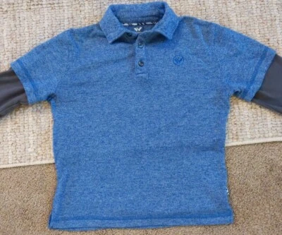 Shaun Blanco Niño Talla S Cuello Polo Tejido Camisa Azul con Gris Mangas Inferiores Usado en Excelente Condición Foto 1 de 4