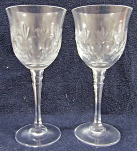 Set of Two Mikasa Westminster 7 1/4" Tall Wine Glasses - Picture 1 of 6