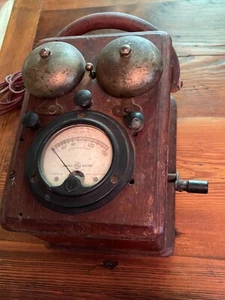 ANTIKE SELTENE ALLGEMEINE ELEKTRISCHE KURBEL MAGNETO SPANNUNG TELEFON TESTERBOX - Bild 1 von 13