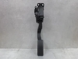 DACIA DUSTER MK1 2010-2017 ACCELERATOR THROTTLE PEDAL 8200501553 B / 6PV00908508 - Picture 1 of 6