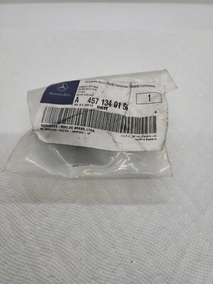 Manguera compresor aire Freightliner A4571340156 montaje Mercedes Benz Foto 1 de 4