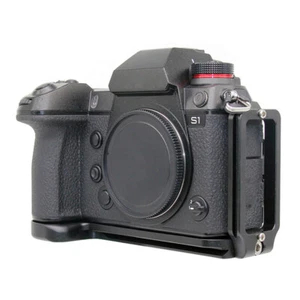 Piastra supporto impugnatura maniglia staffa a L per fotocamera in alluminio per Panasonic Lumix S1 S1R - Foto 1 di 9